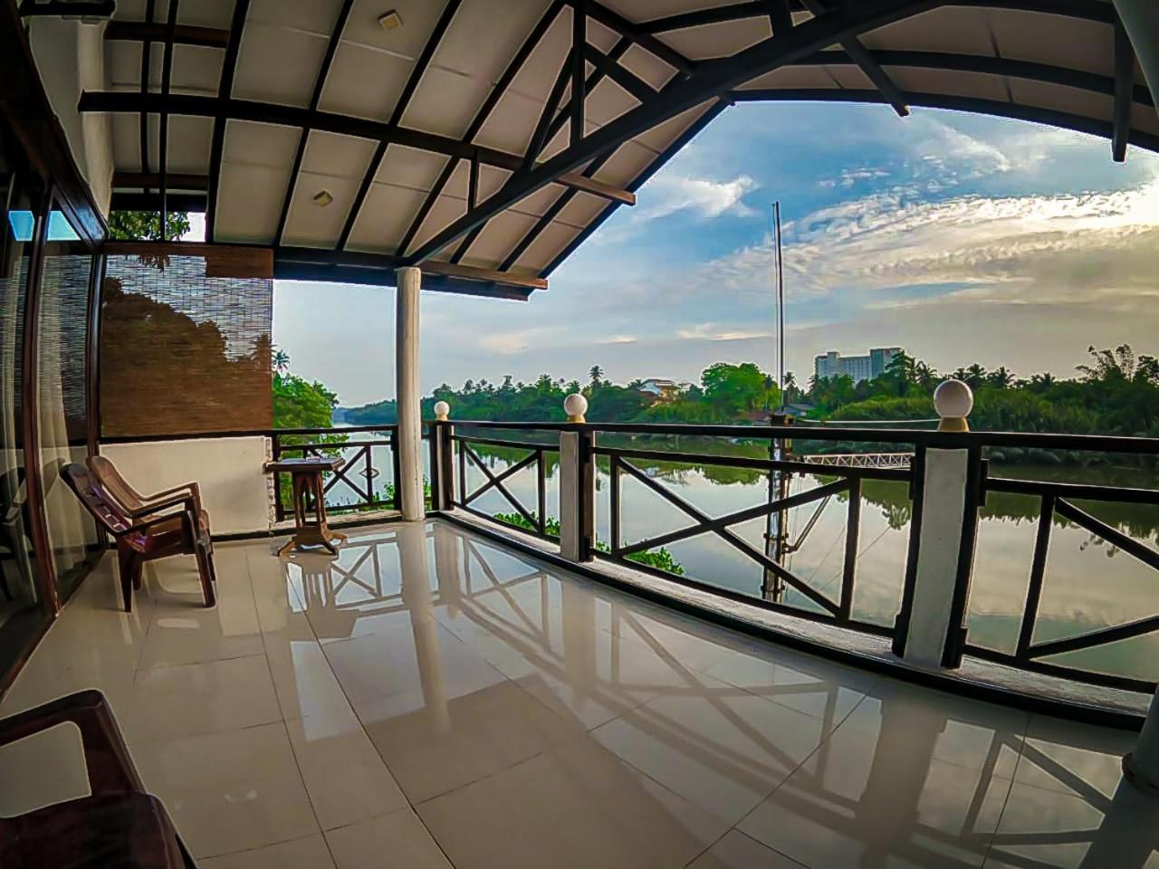 Skywalker Guest House Weligama Buitenkant foto